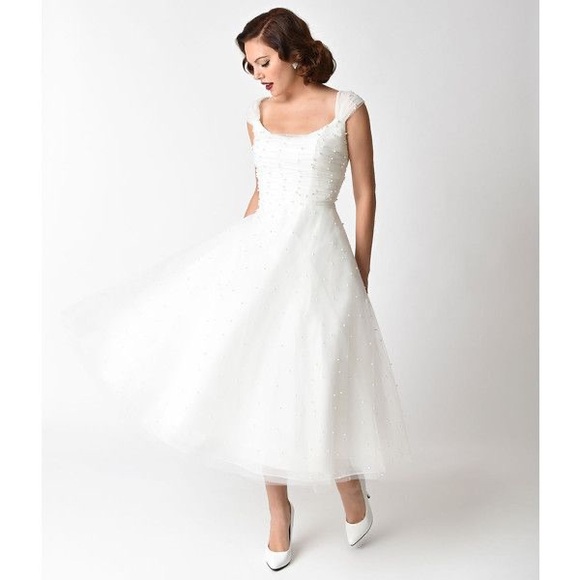 Voodoo Vixen Betsy Bridal Tulle and Pearl Tea length Dress - Picture 2 of 7